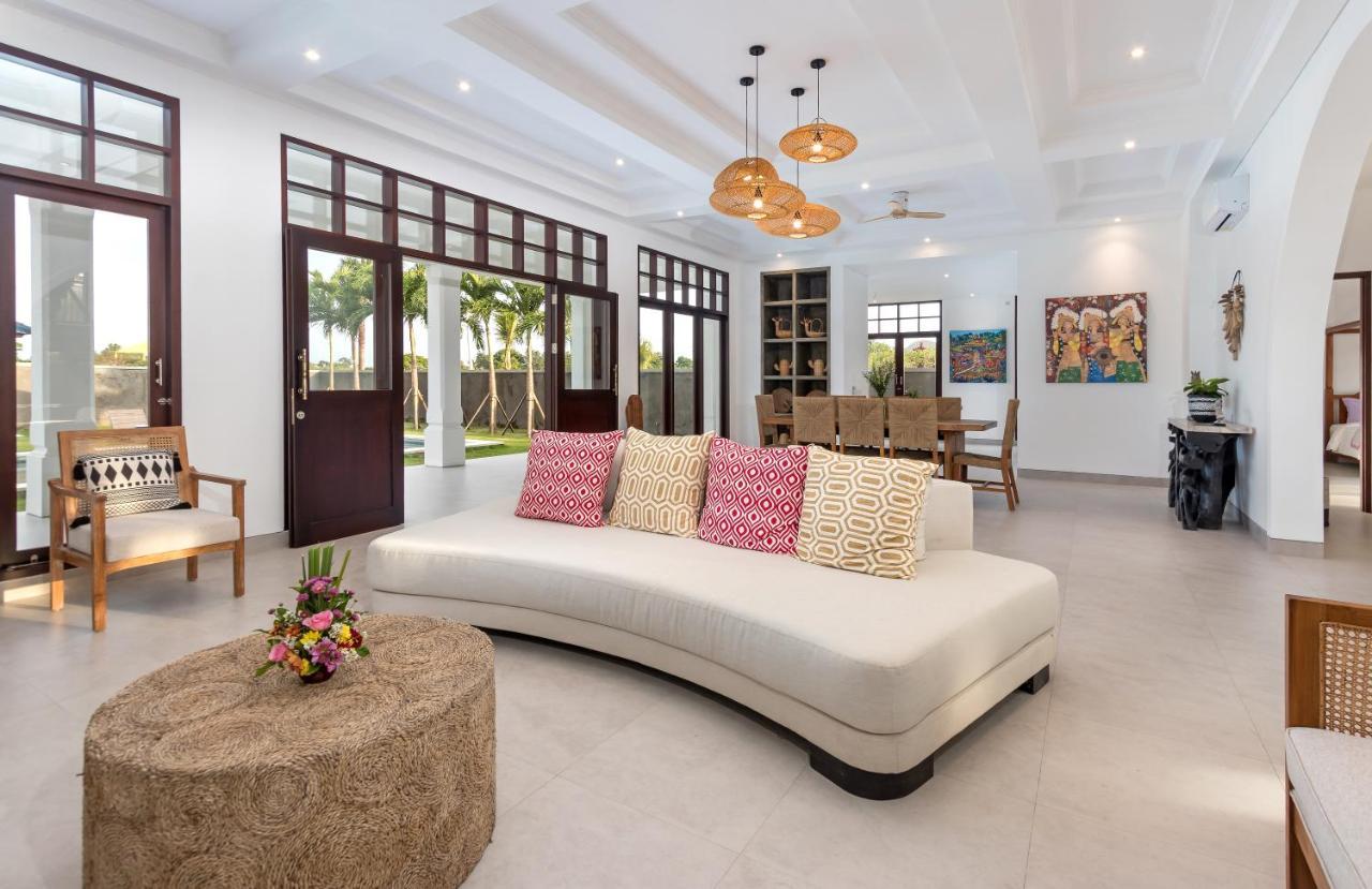Villa Besakih 5Br, 5 Mins To Beach - Canggu Exterior photo
