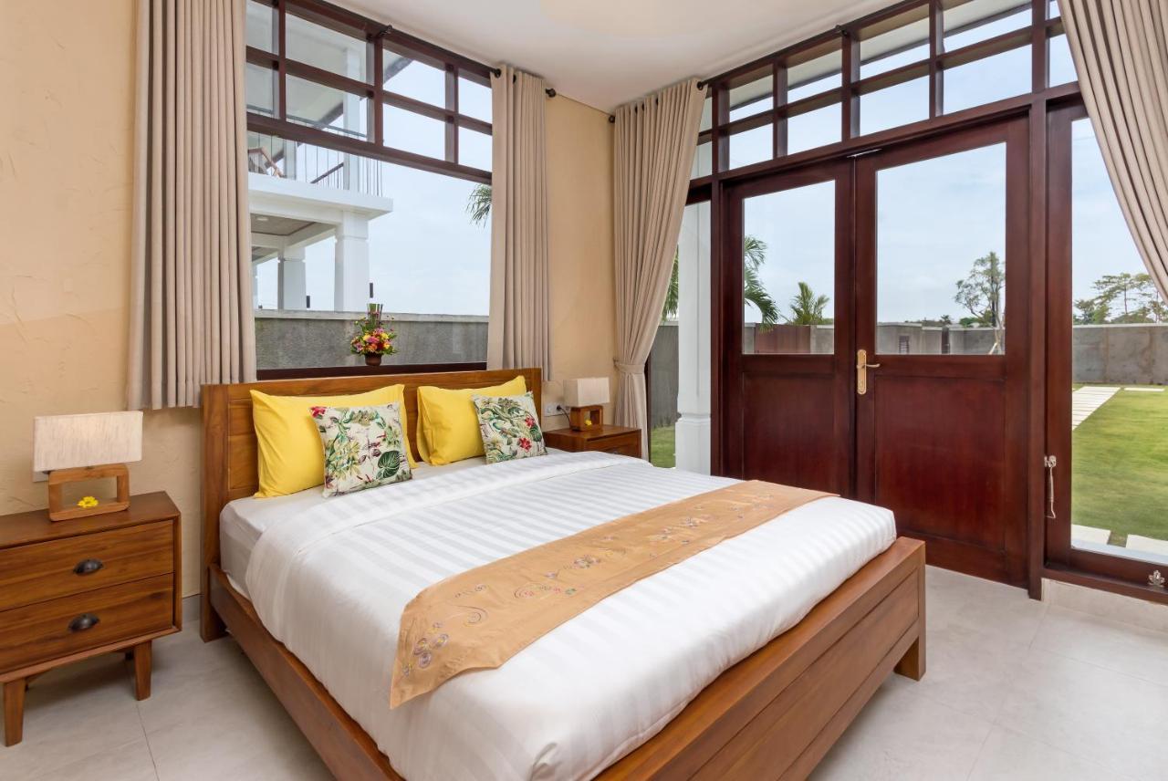 Villa Besakih 5Br, 5 Mins To Beach - Canggu Exterior photo